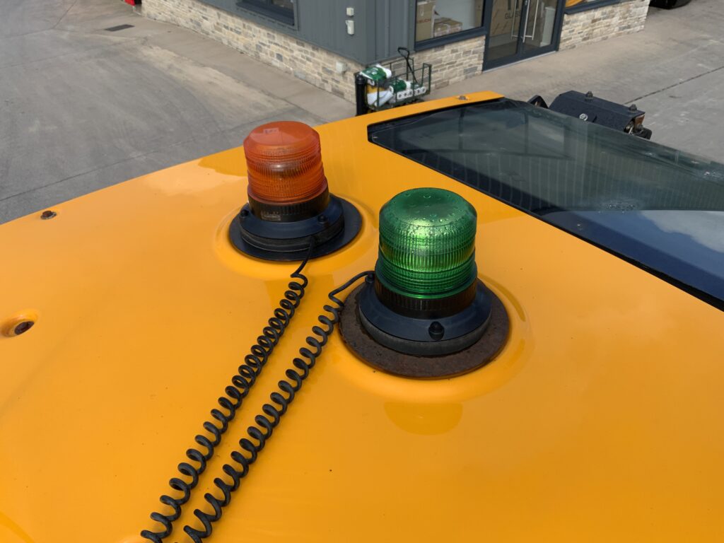 JCB 140X LC Digger (ST26182)