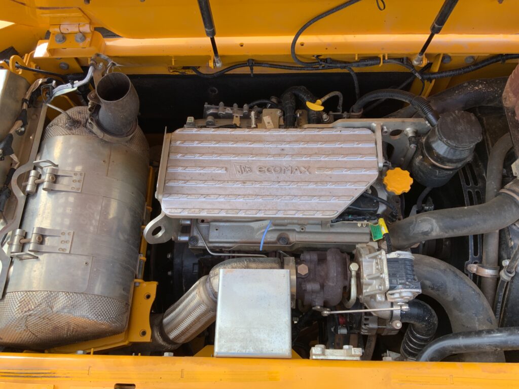 JCB 140X LC Digger (ST26182)