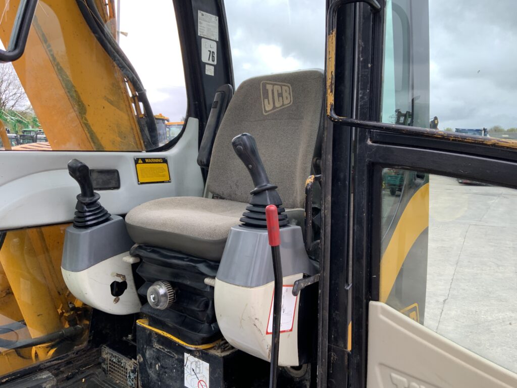 JCB JZ70 ZTS Digger (ST26457)