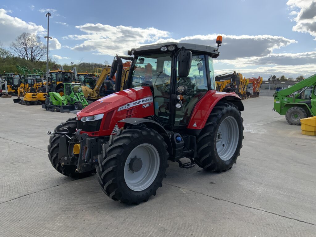 Massey Ferguson 5713S Dyna4 Tractor (ST26492)