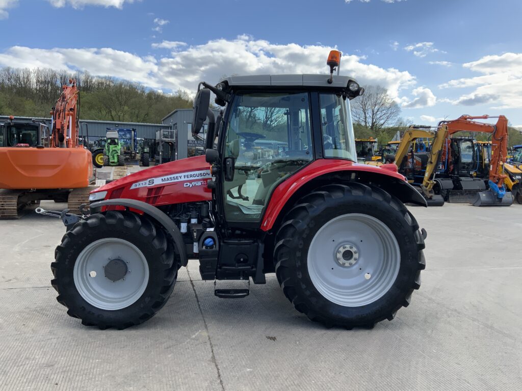 Massey Ferguson 5713S Dyna4 Tractor (ST26492)