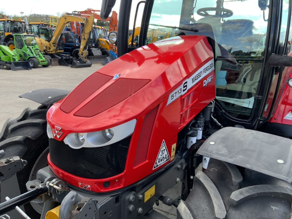 Massey Ferguson 5713S Dyna4 Tractor (ST26492)