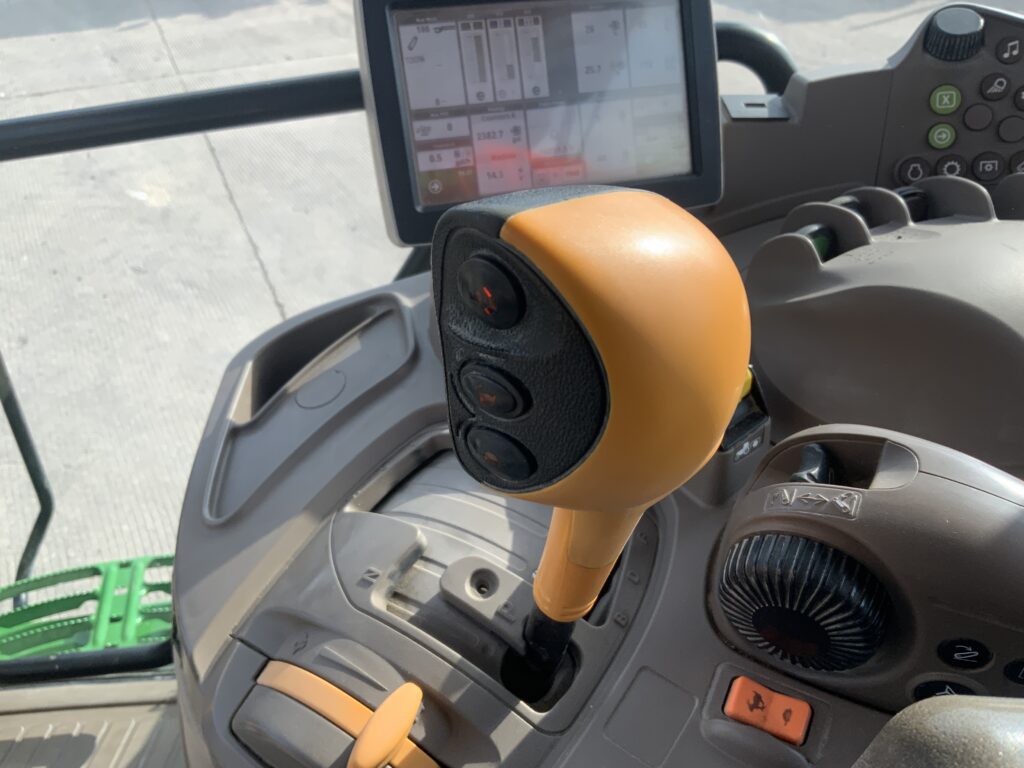 John Deere 6130R Tractor (ST26326)