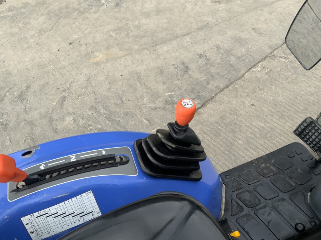 Iseki TM3185 Compact Tractor (ST26472)