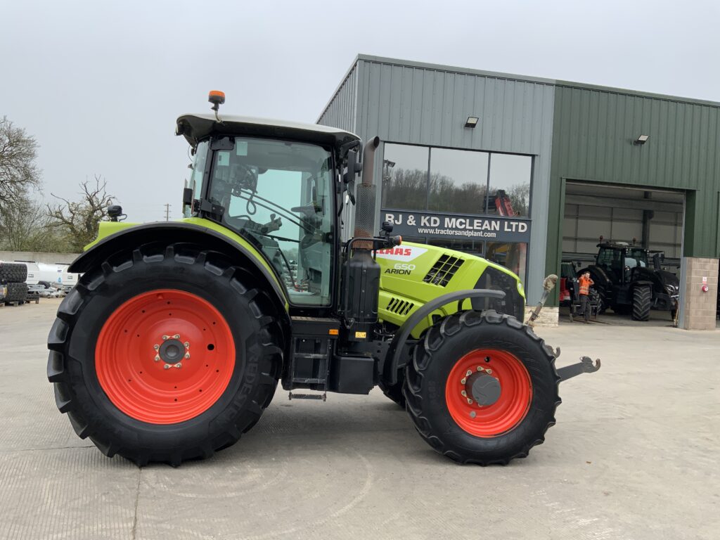 Claas 650 Arion Tractor (ST26102)