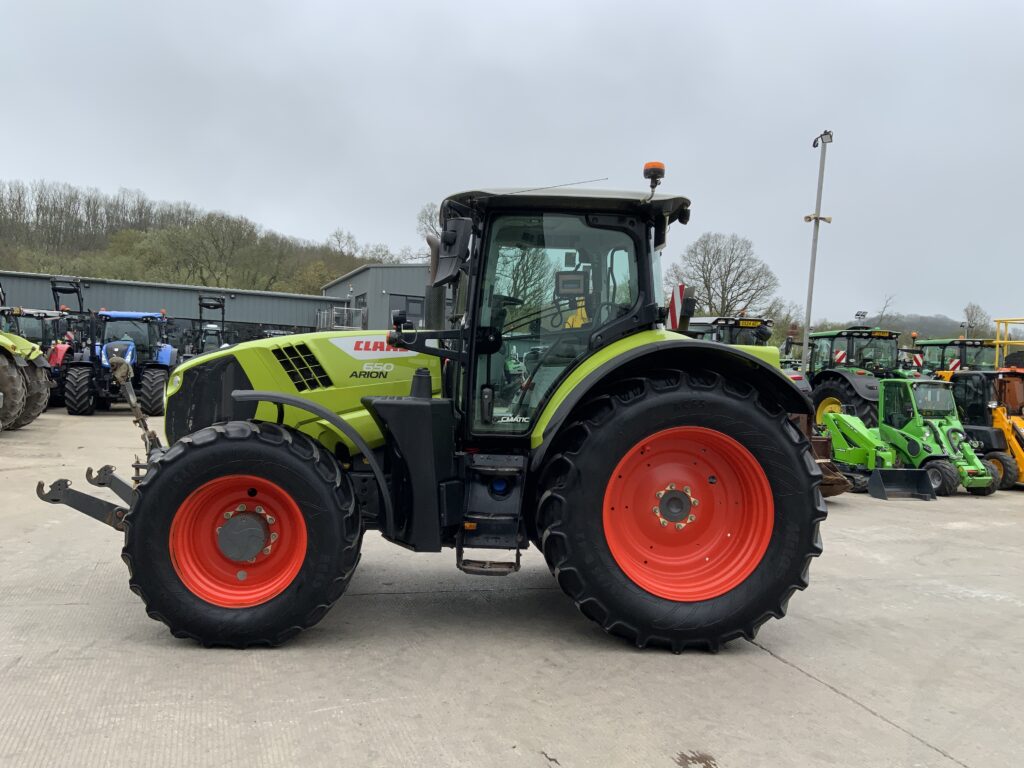 Claas 650 Arion Tractor (ST26102)