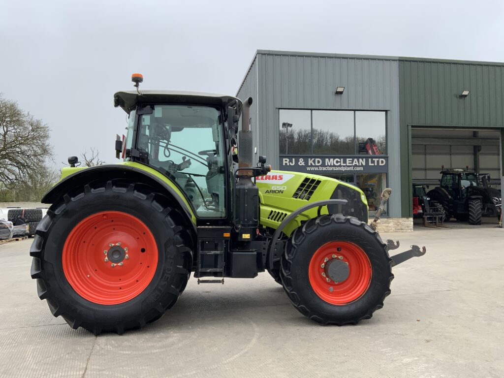 Claas 650 Arion Tractor (ST26102)