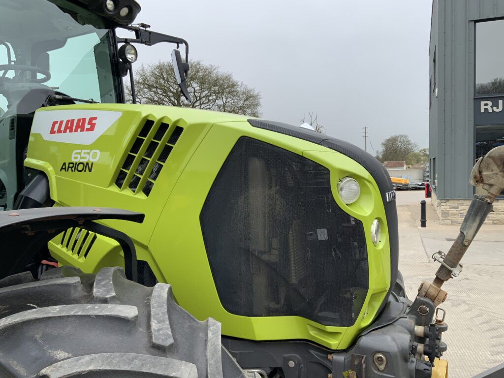 Claas 650 Arion Tractor (ST26102)