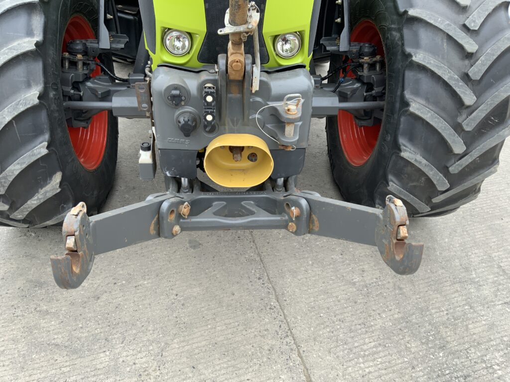 Claas 650 Arion Tractor (ST26102)