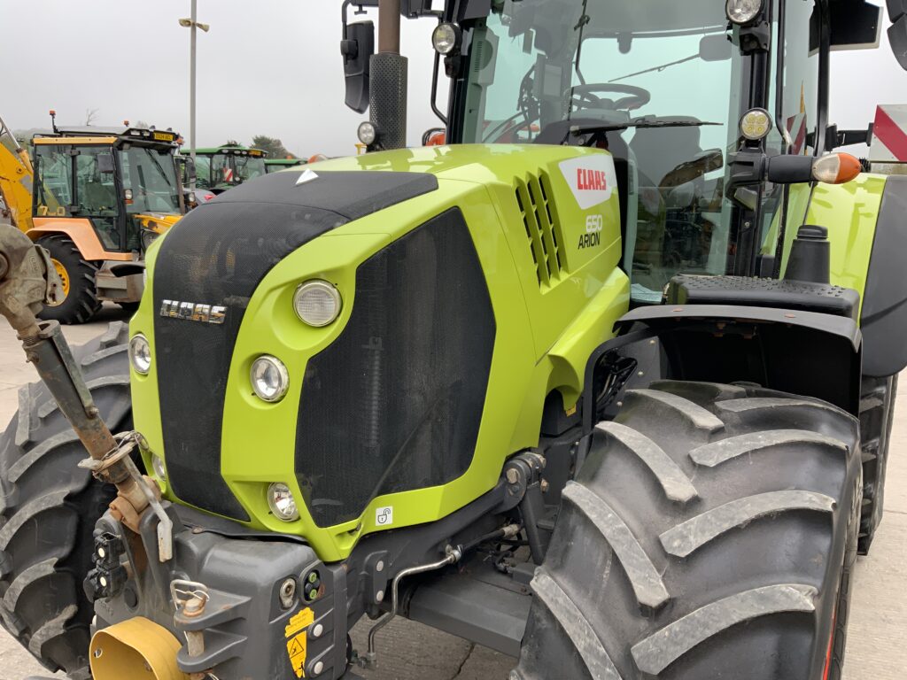 Claas 650 Arion Tractor (ST26102)