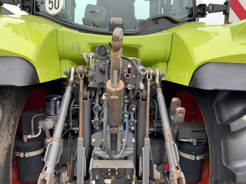 Claas 650 Arion Tractor (ST26102)