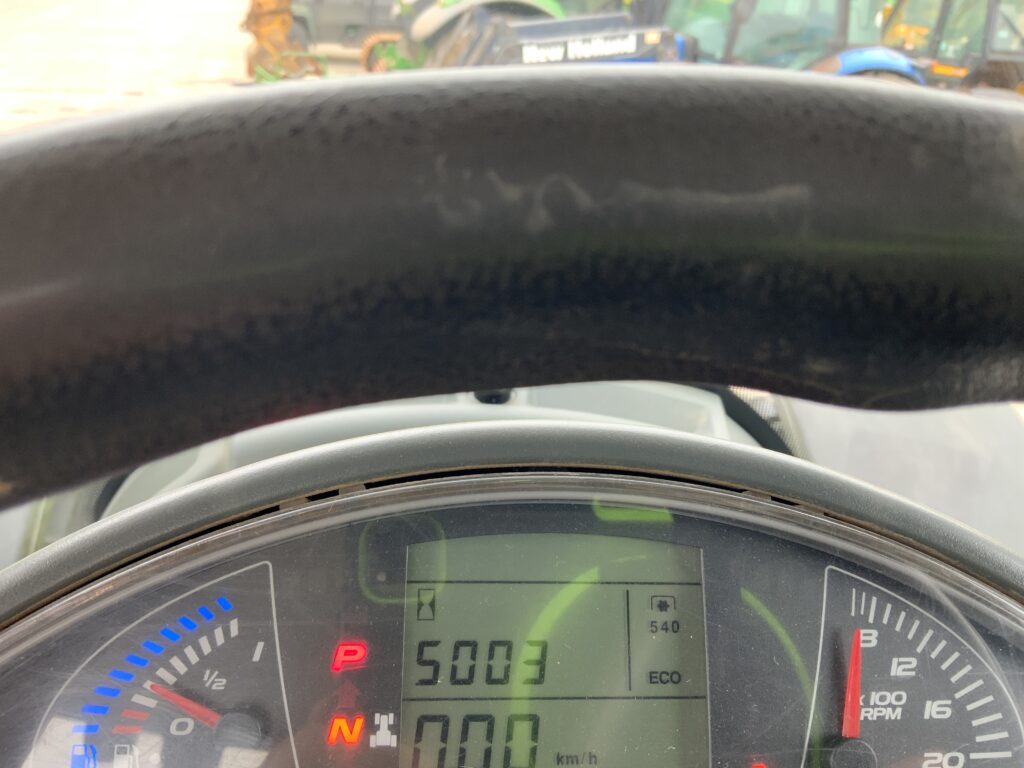 Claas 650 Arion Tractor (ST26102)