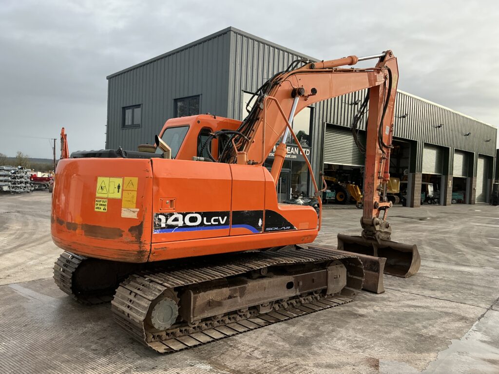 Dawoo Solar 140 LC-V Digger [ST25752)