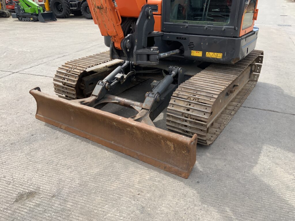 Doosan DX85R Digger (ST26269)
