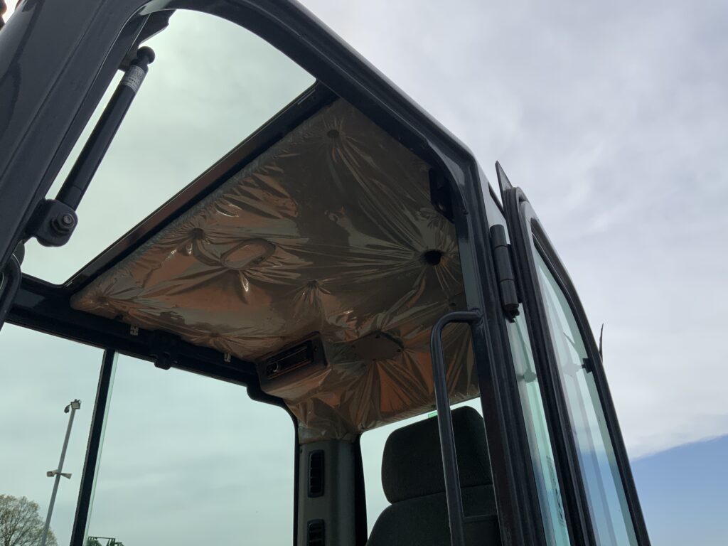 Doosan DX85R Digger (ST26269)