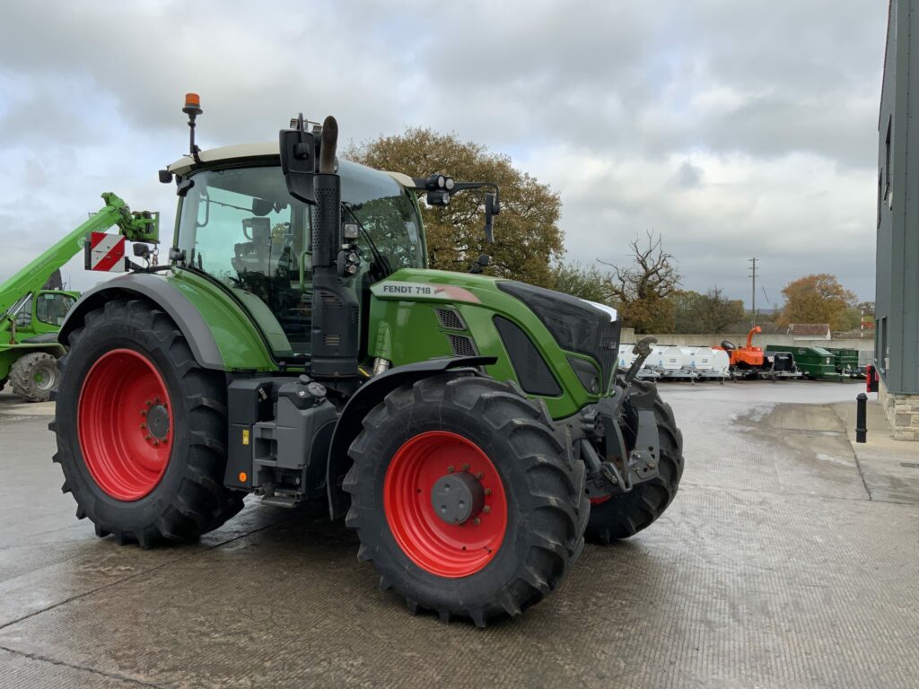 Fendt 718 Power Plus Tractor (ST24749)