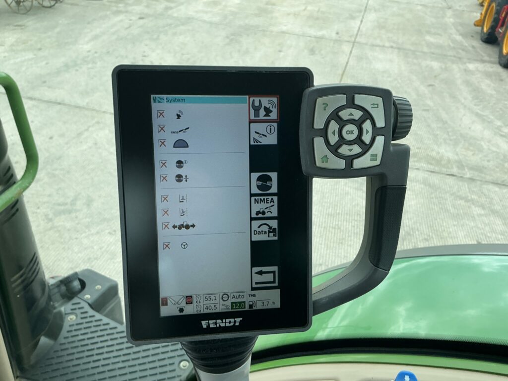 Fendt 724 Power Plus Tractor (ST23425)