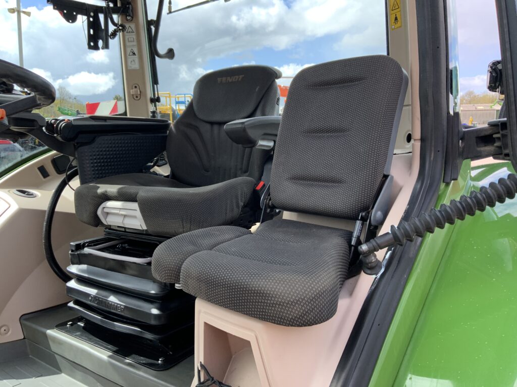 Fendt 724 Power Plus Tractor (ST26344)