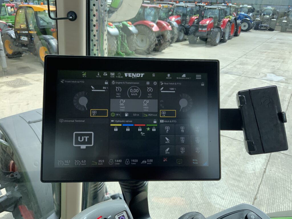 Fendt 724 Power Plus Tractor (ST26344)