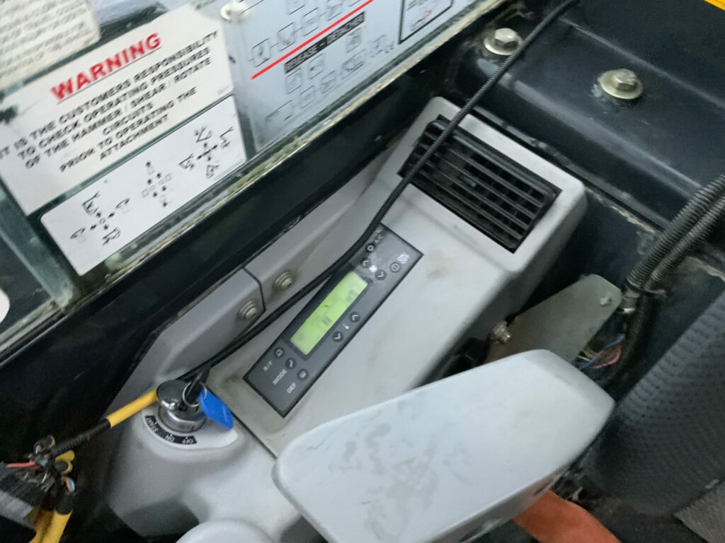 Hitachi Zaxis 65USB-5 Digger (ST25604)