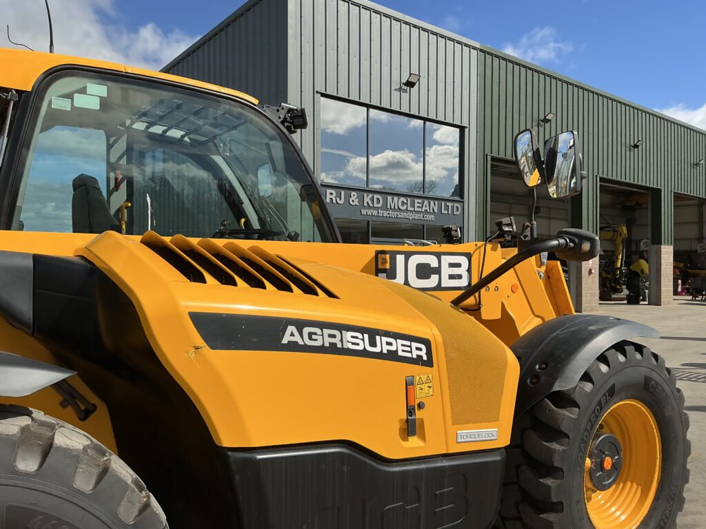 JCB 532-70 Agri Super Telehandler (ST25659)