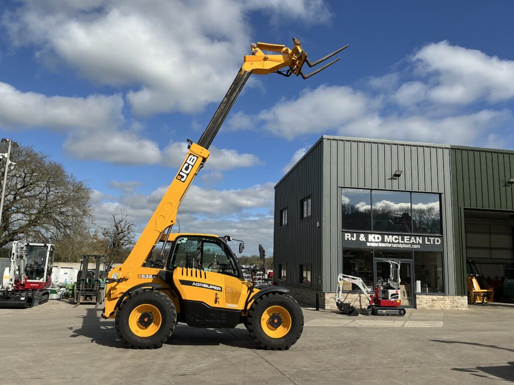 JCB 532-70 Agri Super Telehandler (ST25659)