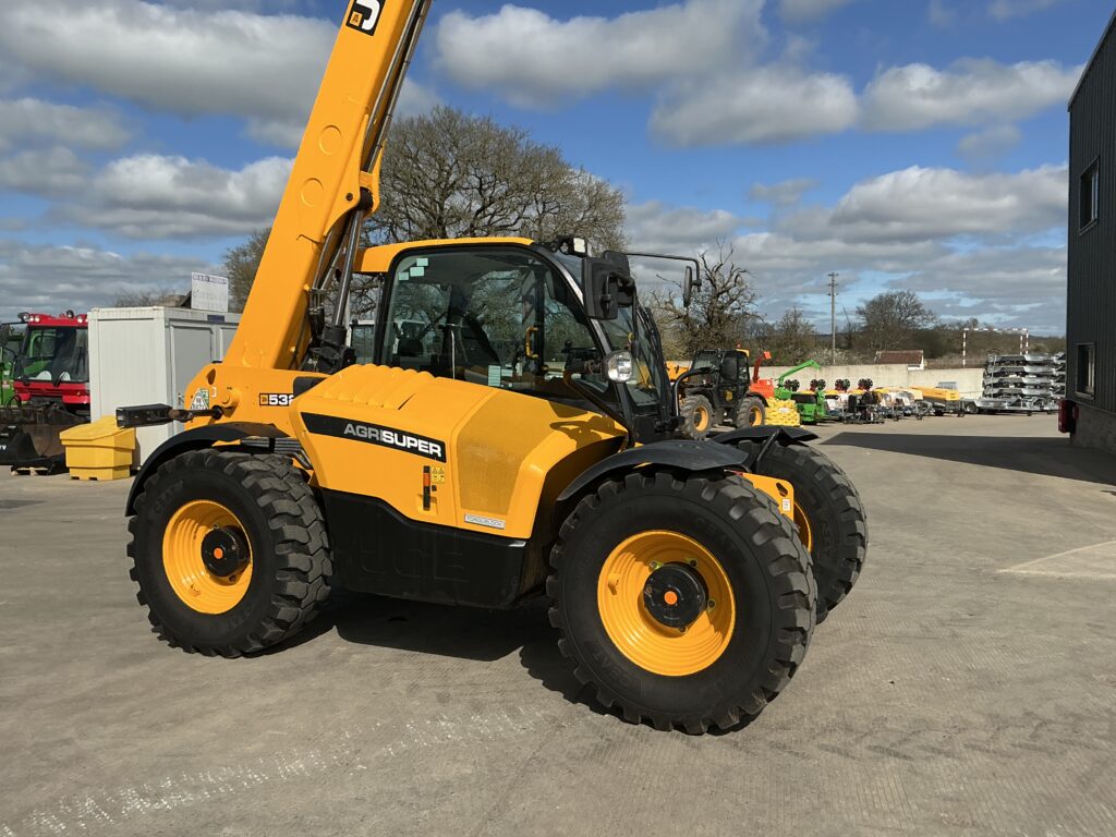 JCB 532-70 Agri Super Telehandler (ST25659)