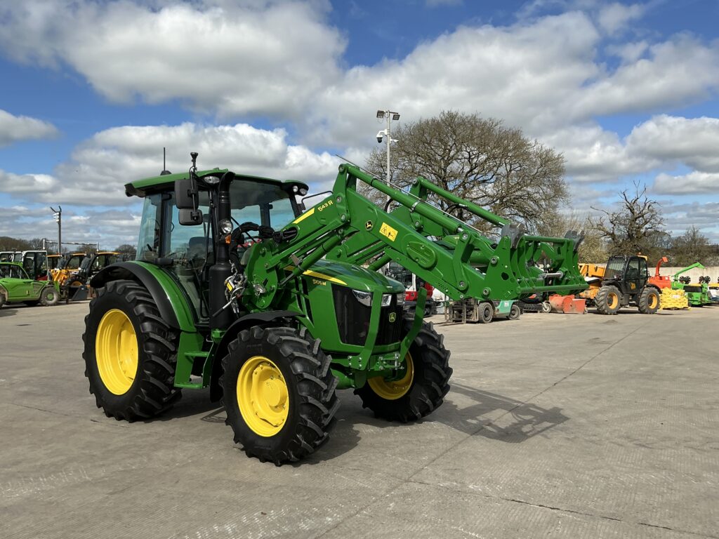 John Deere 5105M Tractor