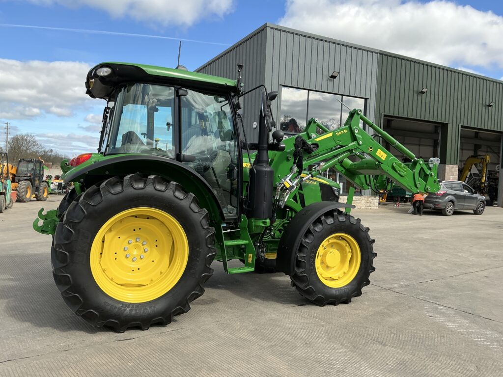 John Deere 5105M Tractor