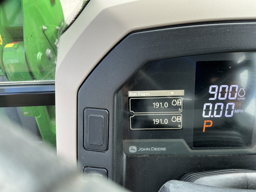 John Deere 5105M Tractor