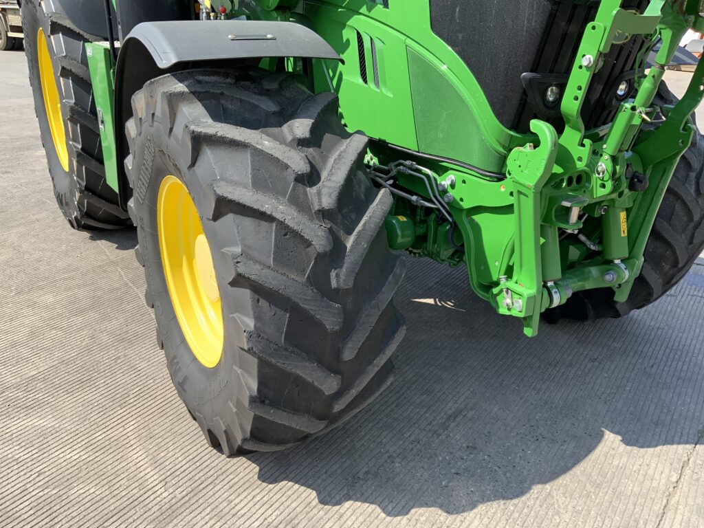 John Deere 6195R Ultimate Edition Tractor (ST25987)