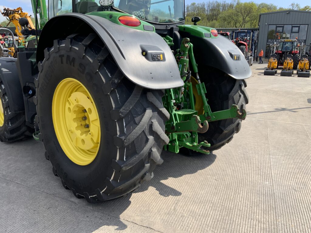 John Deere 6195R Ultimate Edition Tractor (ST25987)