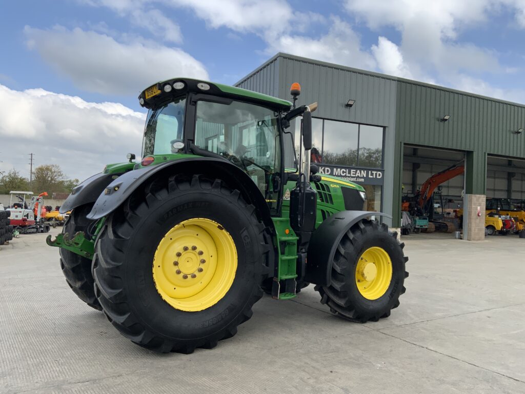 John Deere 6215R Premium Edition Tractor (ST26285)