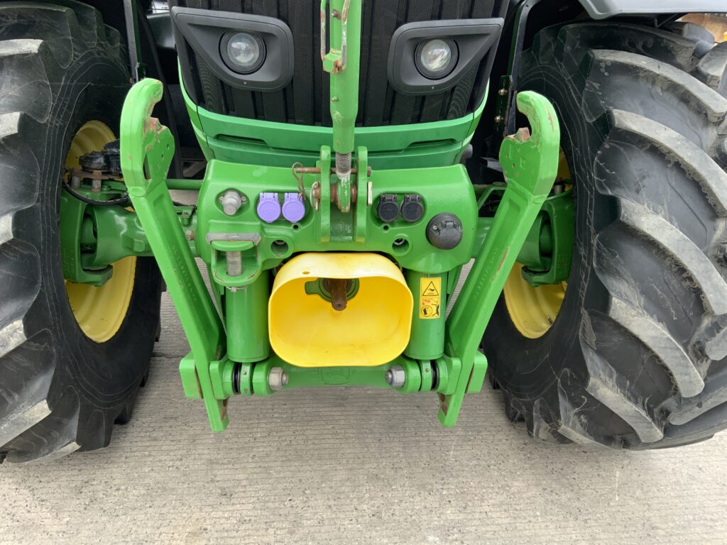 John Deere 6215R Premium Edition Tractor (ST26285)