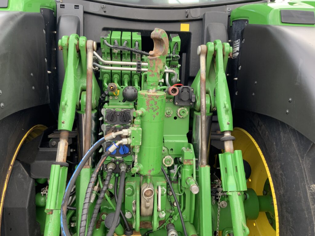 John Deere 6215R Premium Edition Tractor (ST26285)
