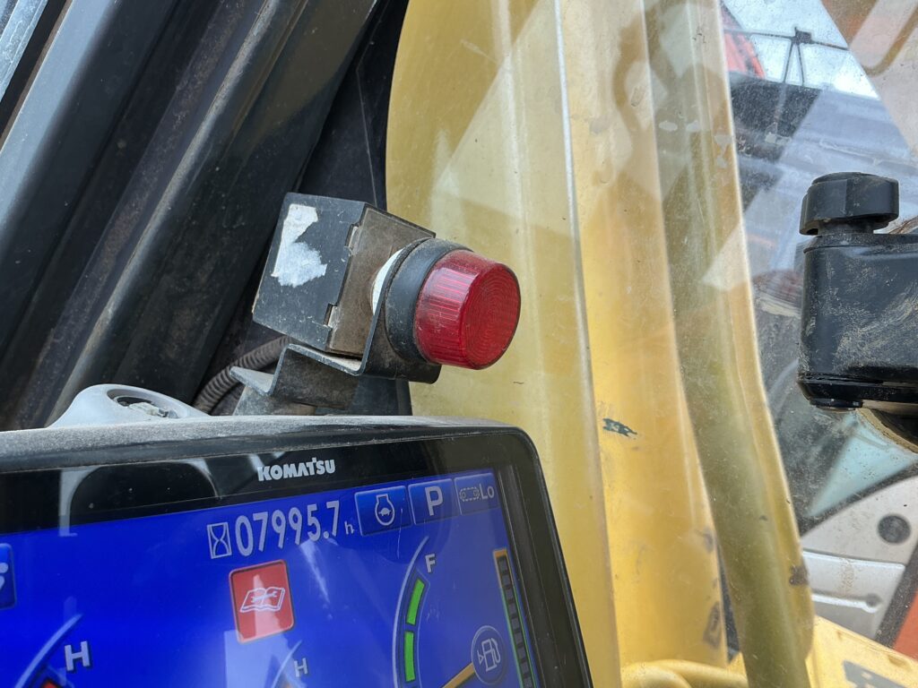 Komatsu PC210 LC-10 Plus Digger