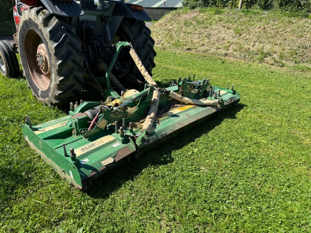 Major 11000 GR Hyd Folding Roller Toppers