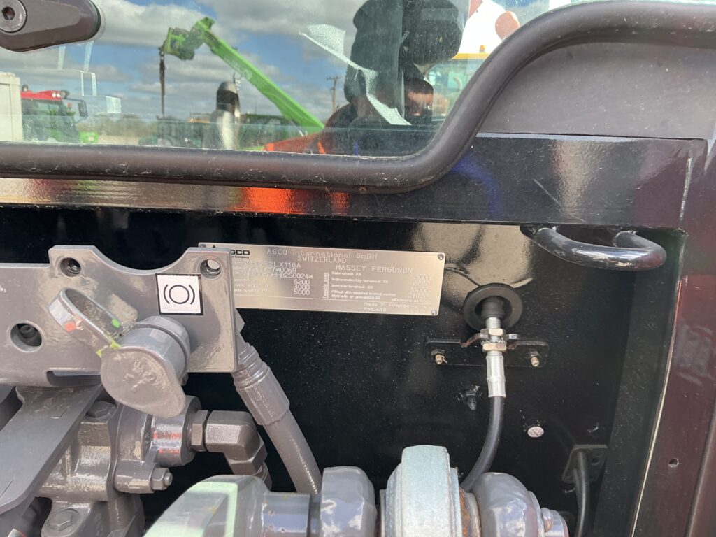 Massey Ferguson 4708 Tractor (ST25740)