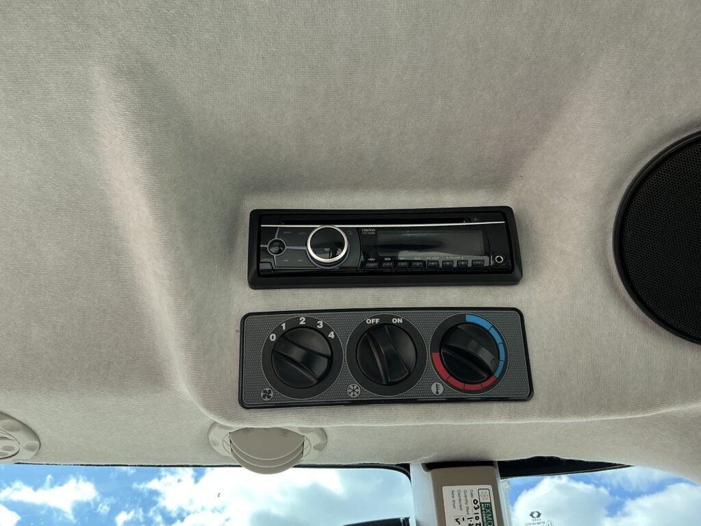 Massey Ferguson 4708 Tractor (ST25740)