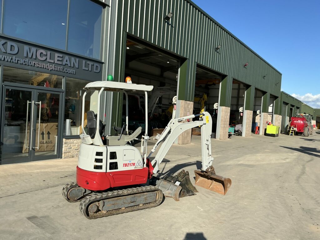 Takeuchi TB217R Digger (ST26309)