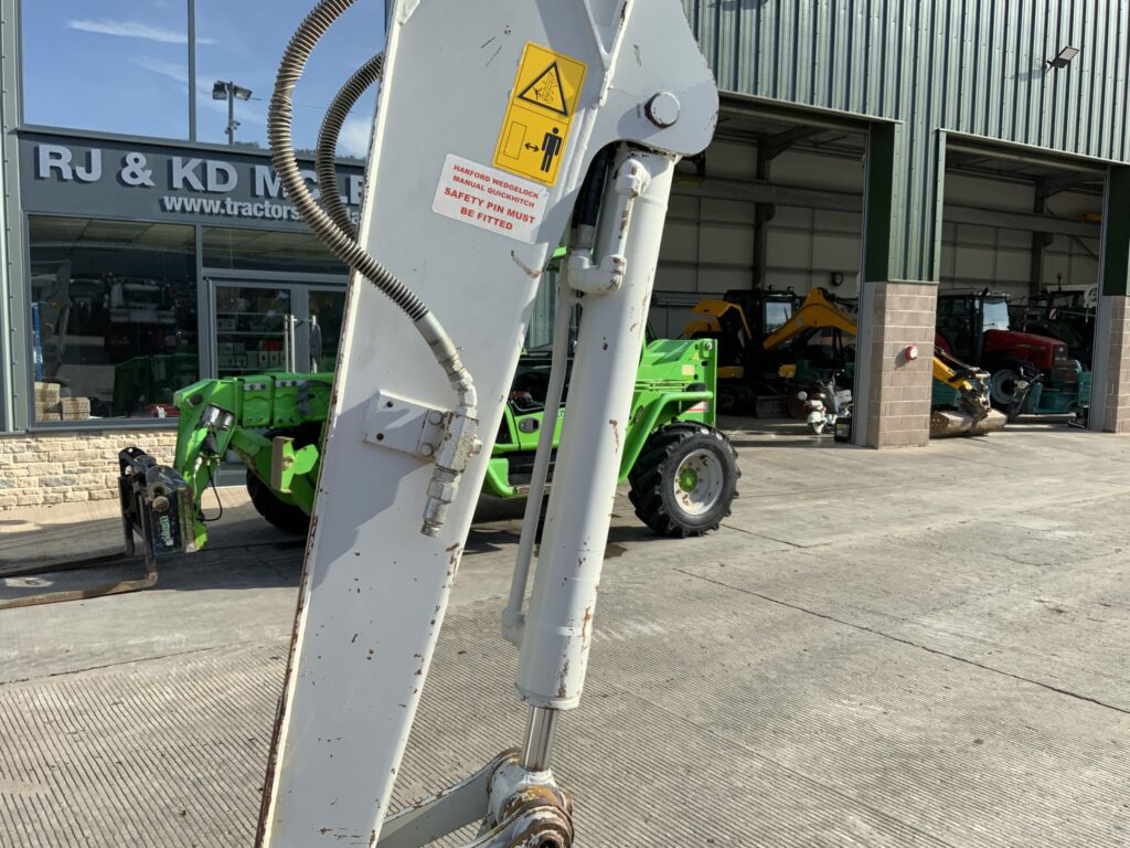 Takeuchi TB250 Digger (ST24283)