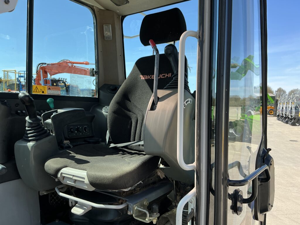 Takeuchi TB290 Digger (ST26247)