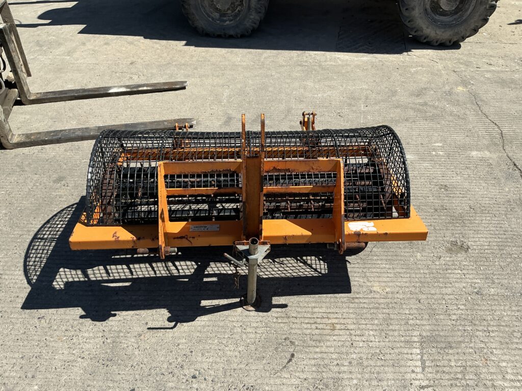 Twose 5ft Turf Conditioner