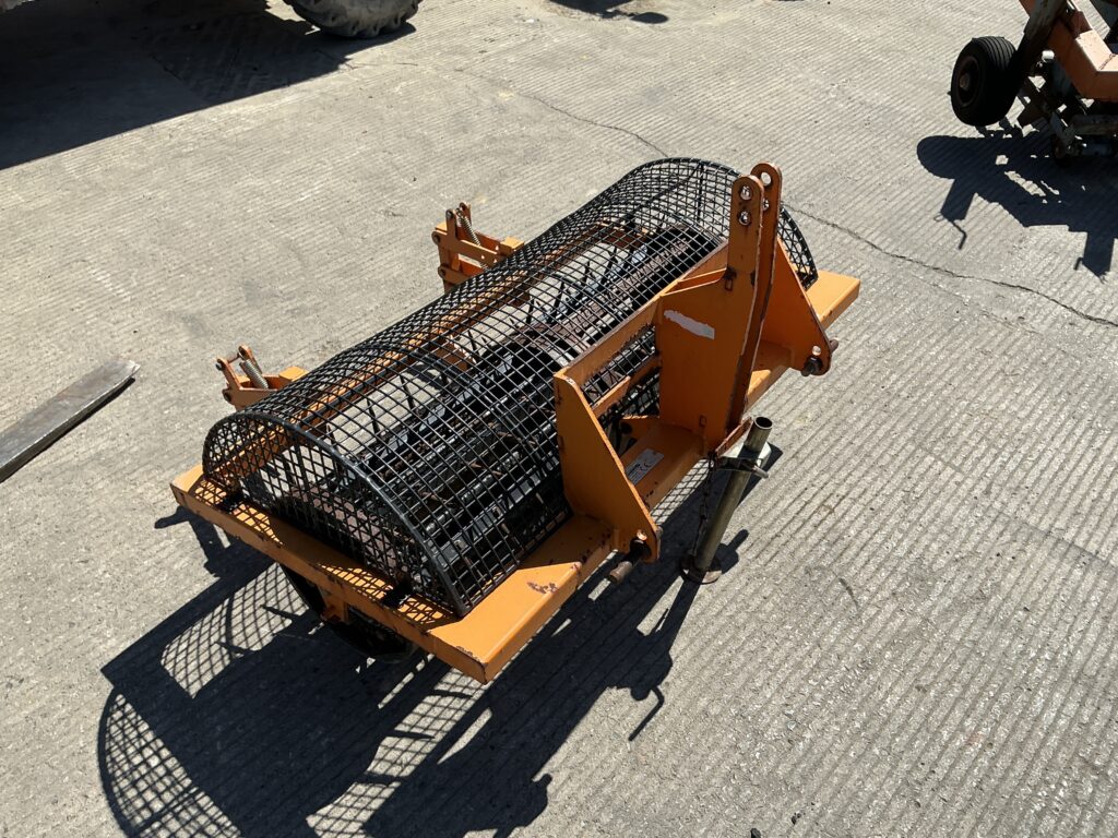 Twose 5ft Turf Conditioner