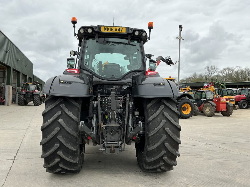 Valtra T174 Active Unlimited Tractor (ST25060)