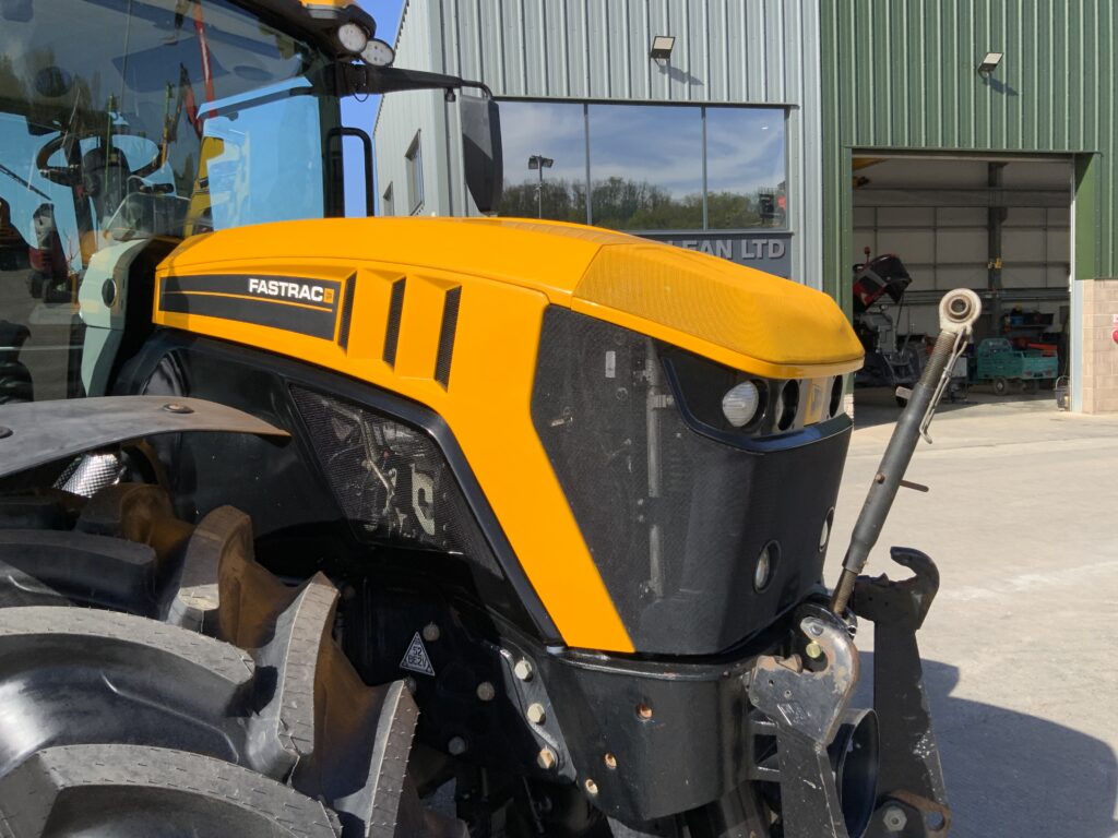 JCB 4220 Fastrac Tractor (ST26453)