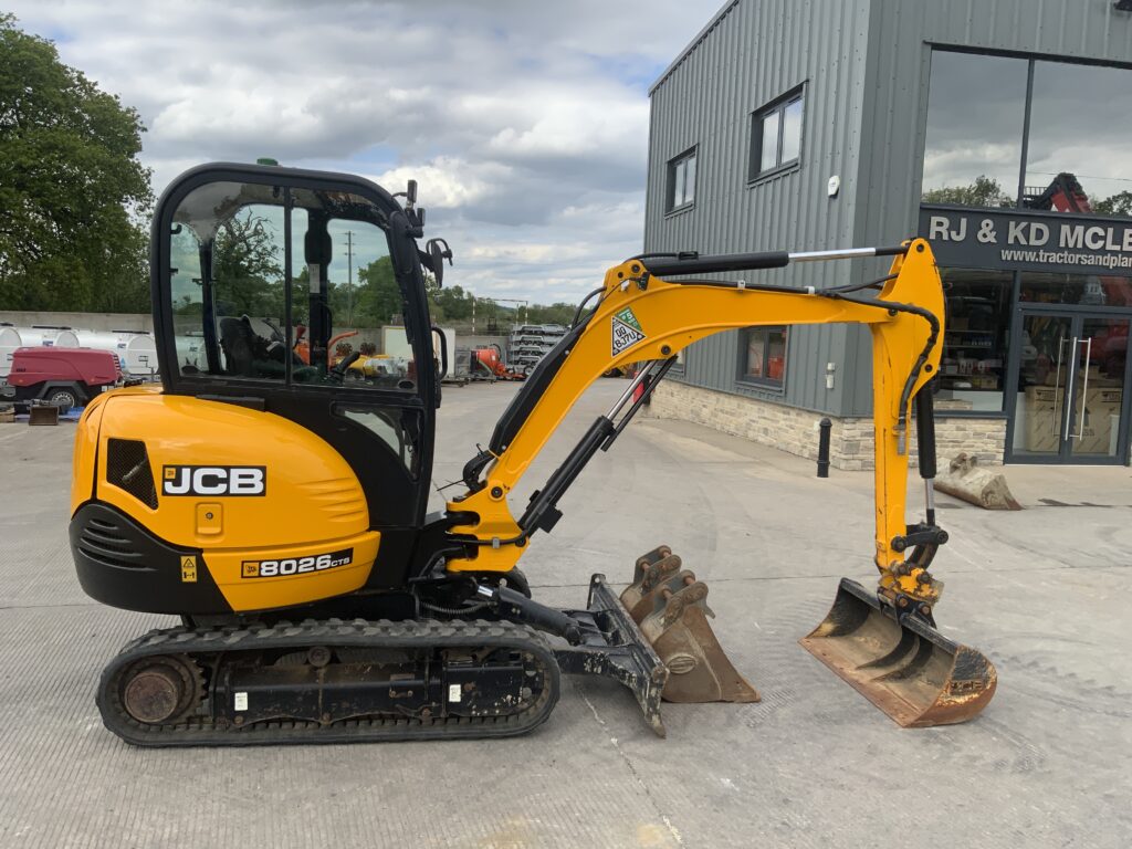 JCB 8026 CTS Digger (ST26037)