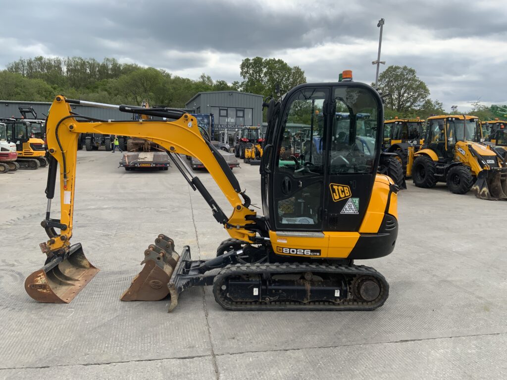 JCB 8026 CTS Digger (ST26037)