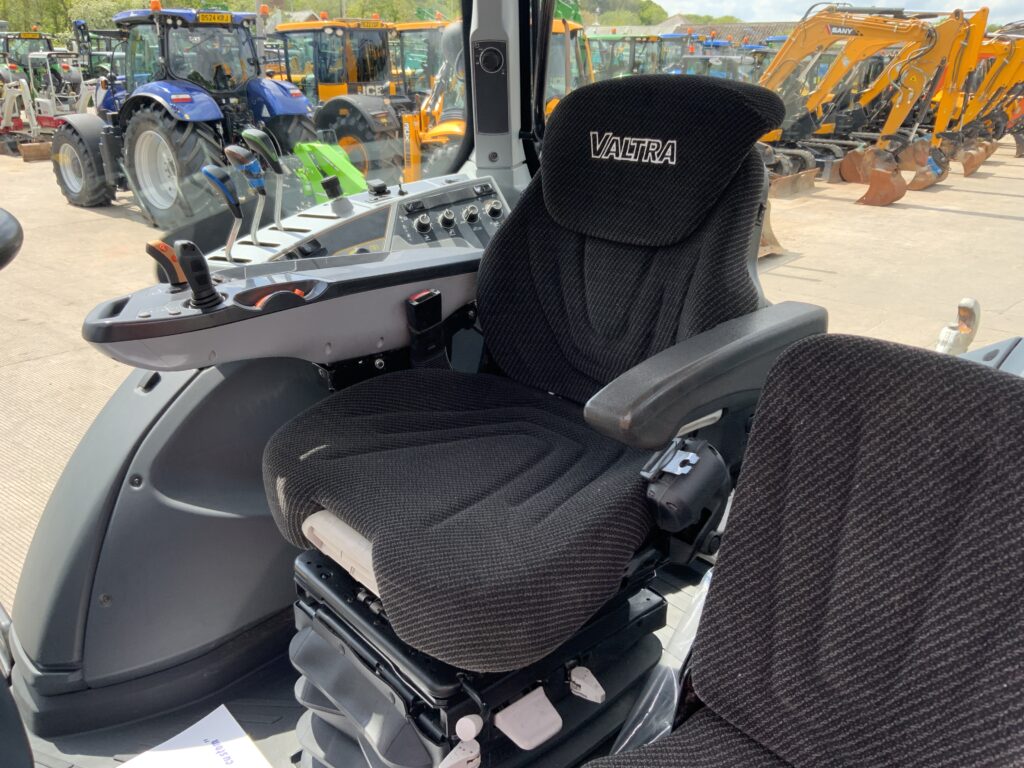 Valtra T155 Active (ST26475)