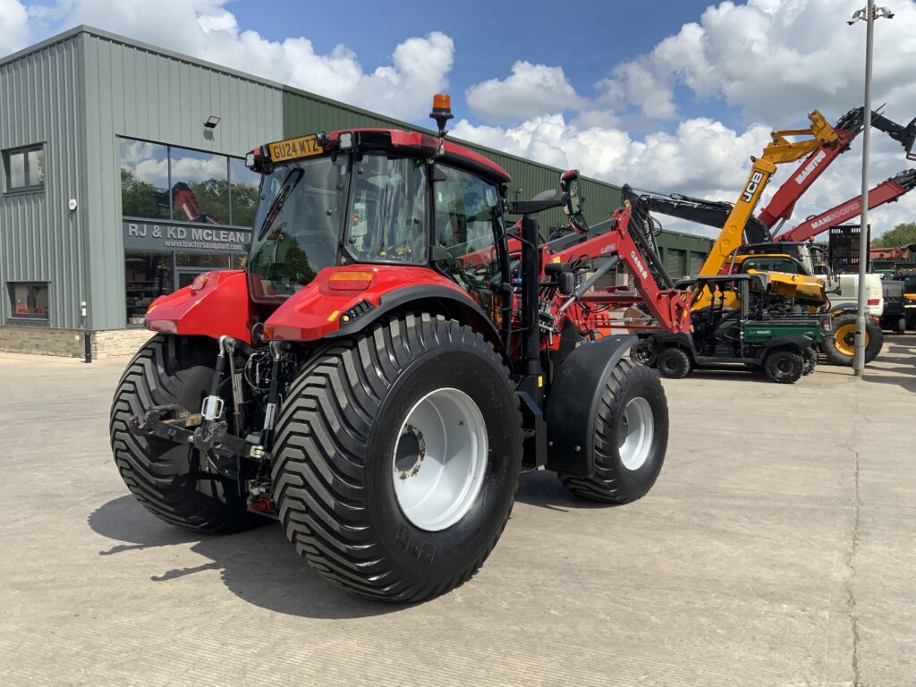 Case luxxum 120 Tractor (ST26500)